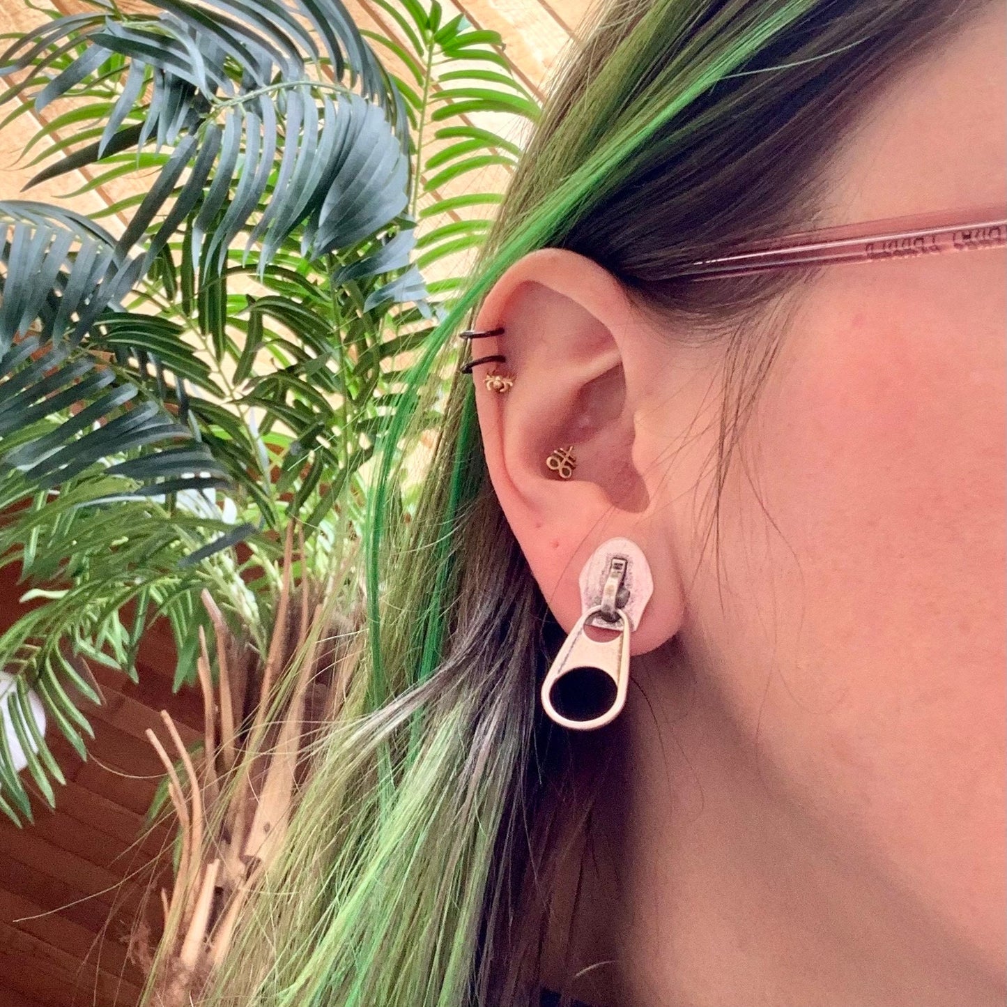 Unzip Me Zipper Gauges