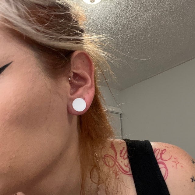 White Alien Plugz